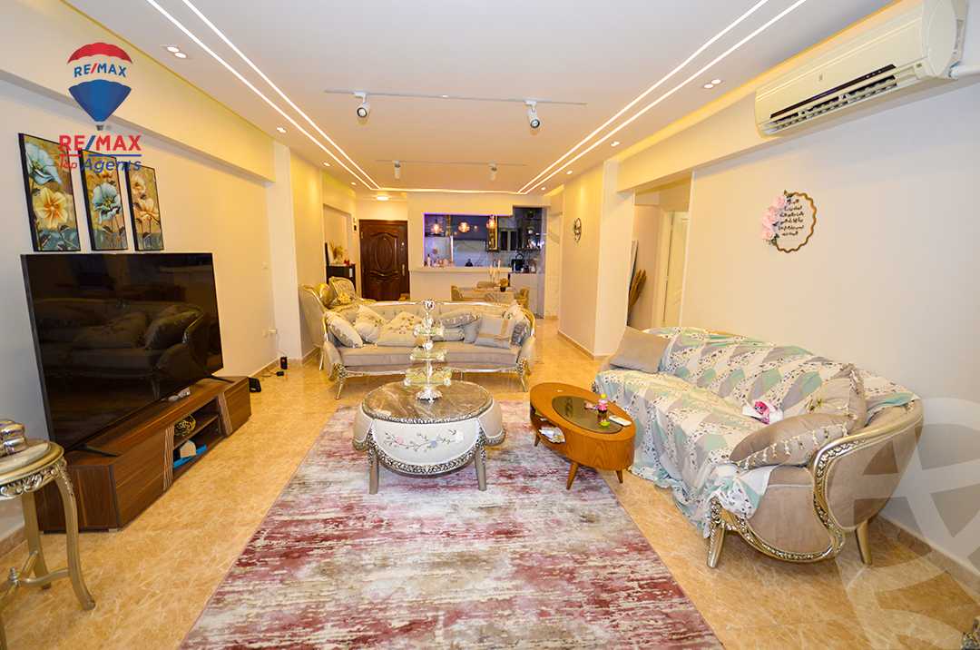 https://aqarmap.com.eg/ar/listing/6353418-for-rent-alexandria-sn-styfnw-abd-el-salam-aref-st