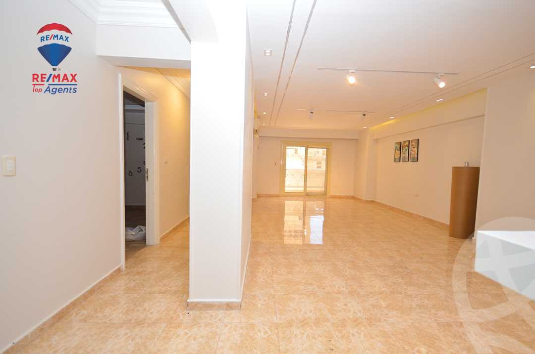 https://aqarmap.com.eg/ar/listing/6359075-for-rent-alexandria-sn-styfnw-abd-el-salam-aref-st