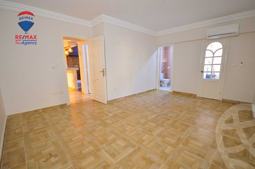 https://aqarmap.com.eg/ar/listing/6359075-for-rent-alexandria-sn-styfnw-abd-el-salam-aref-st