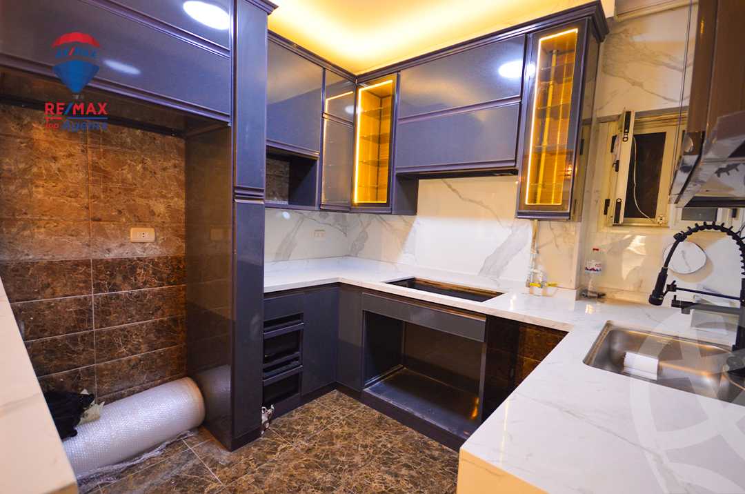 https://aqarmap.com.eg/ar/listing/6359075-for-rent-alexandria-sn-styfnw-abd-el-salam-aref-st