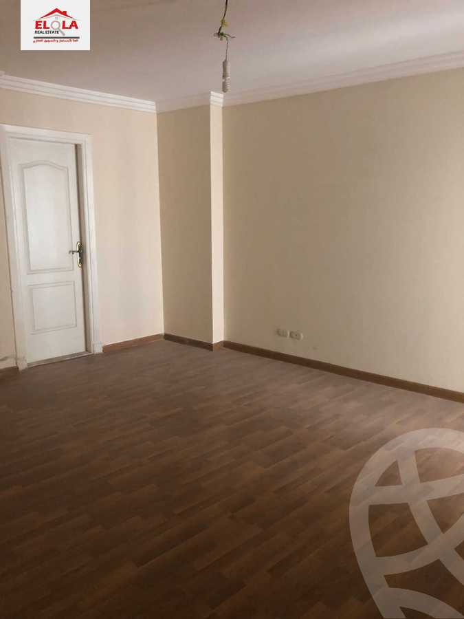 https://aqarmap.com.eg/ar/listing/3839388-for-rent-alexandria-smouha-green-plaza-st