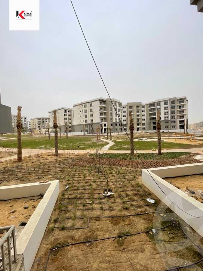 https://aqarmap.com.eg/en/listing/5603023-for-sale-cairo-new-cairo-compounds-hyde-park-greens-hyde-park-compound