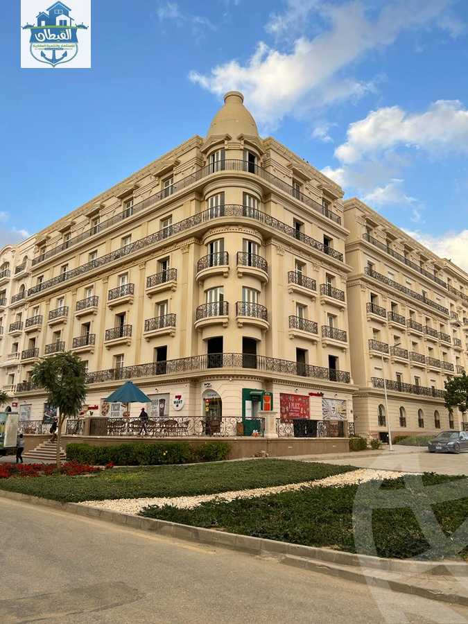 https://aqarmap.com.eg/ar/listing/3636847-for-sale-cairo-new-cairo-compounds-hyde-park