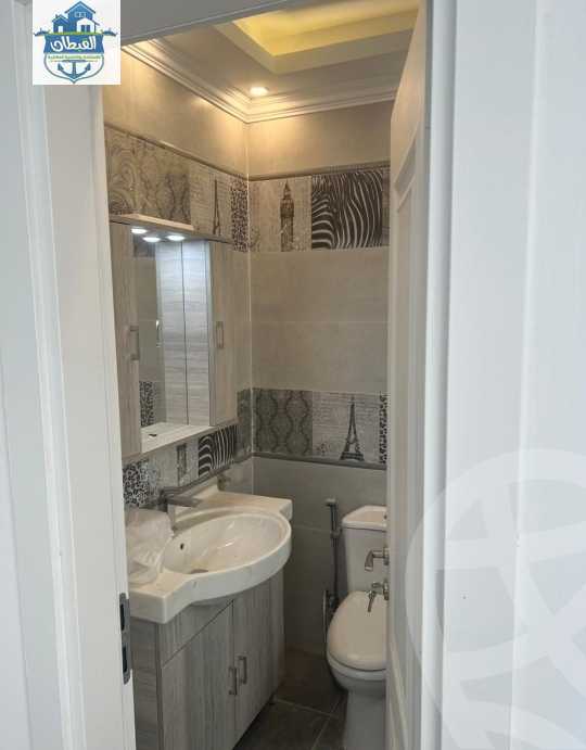 https://aqarmap.com.eg/ar/listing/3757297-for-sale-cairo-new-cairo-compounds-lakeview-residence