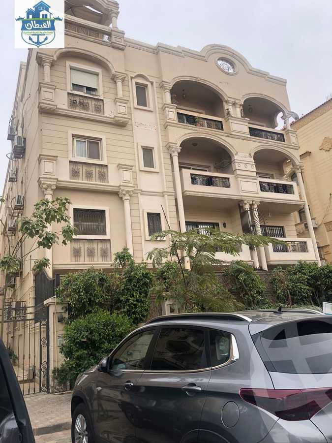 https://aqarmap.com.eg/en/listing/3757944-for-sale-new-cairo-gharb-arabella-selim-st