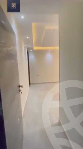 https://aqarmap.com.eg/ar/listing/4138973-for-sale-cairo-el-sheikh-zayed-city-bait-el-watan