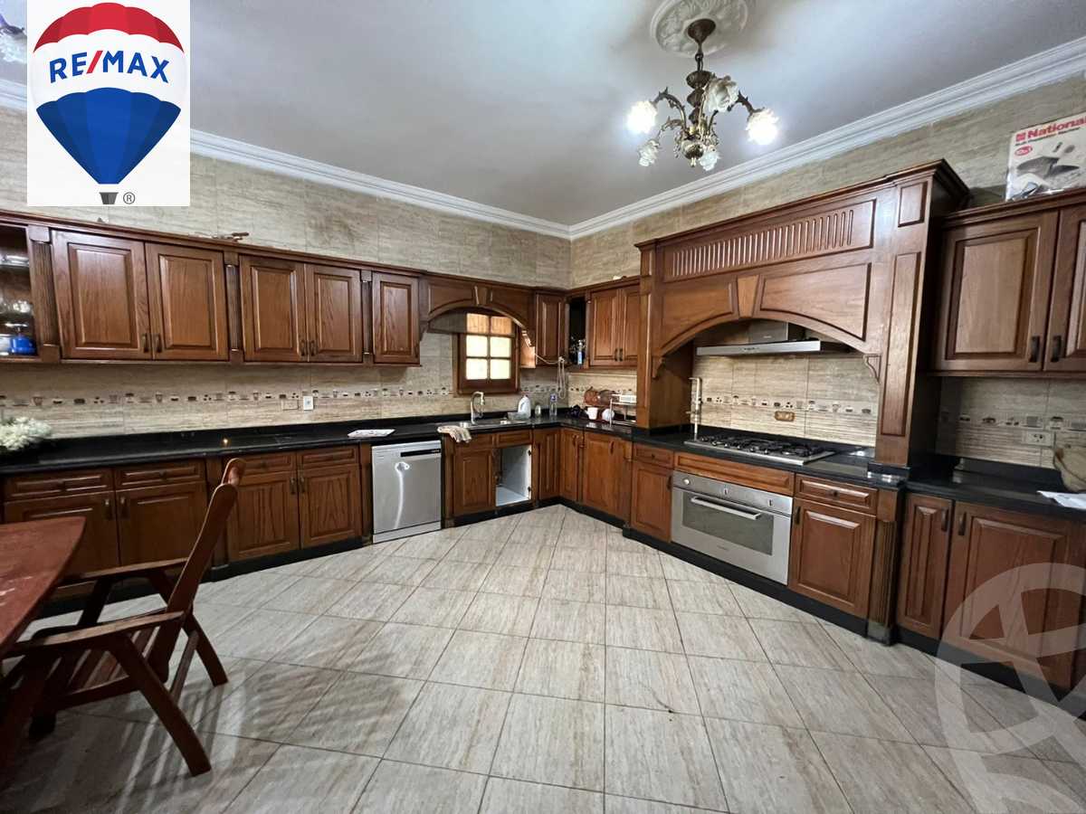 https://aqarmap.com.eg/ar/listing/3645098-for-sale-cairo-new-cairo-ltjm-lkhms-el-ahyaa-third-neighborhood-street-10