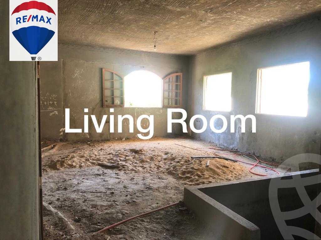 https://aqarmap.com.eg/ar/listing/3830020-for-sale-cairo-new-cairo-first-settlement-mhwr-mstfy-kml