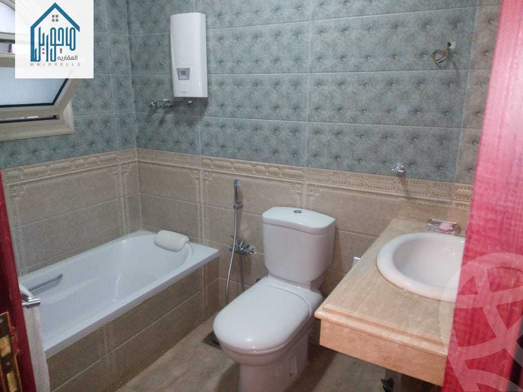 https://aqarmap.com.eg/ar/listing/3647642-for-sale-cairo-el-sheikh-zayed-city-el-hay-eltaseaa-area-2