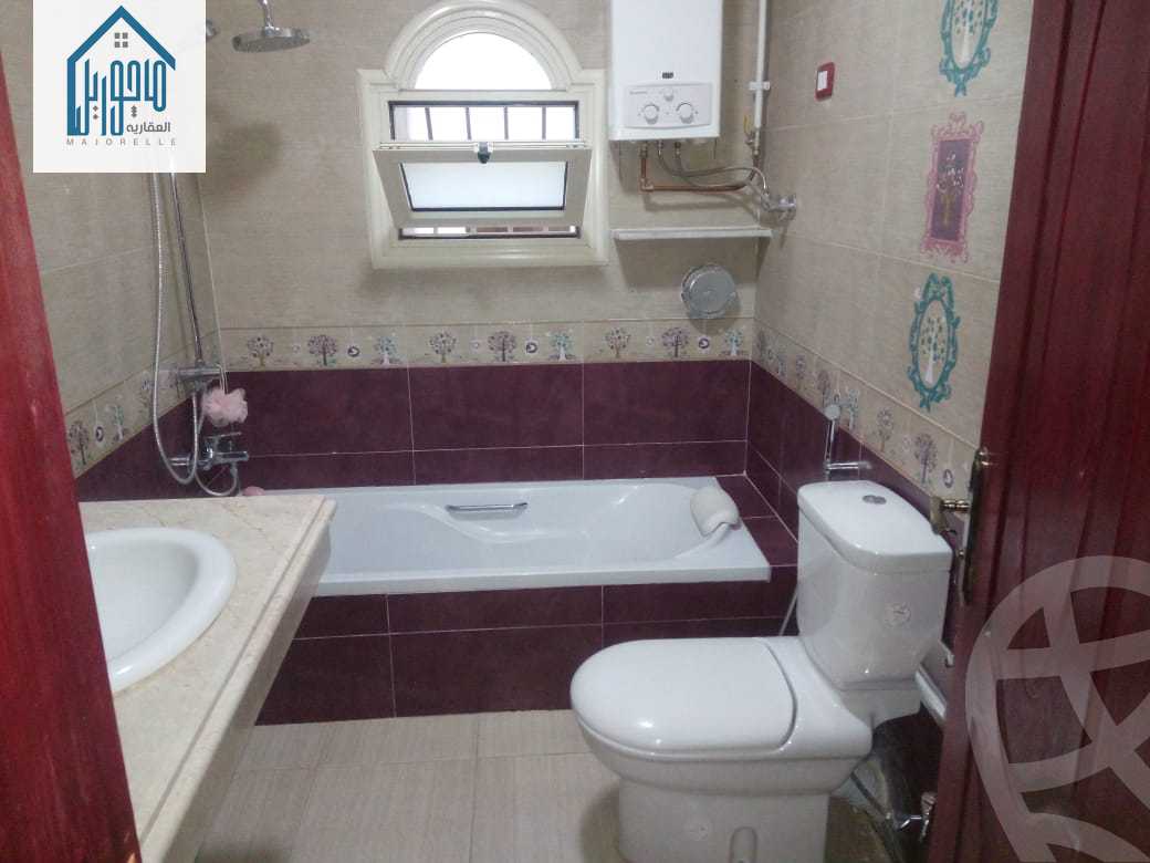 https://aqarmap.com.eg/ar/listing/3647642-for-sale-cairo-el-sheikh-zayed-city-el-hay-eltaseaa-area-2