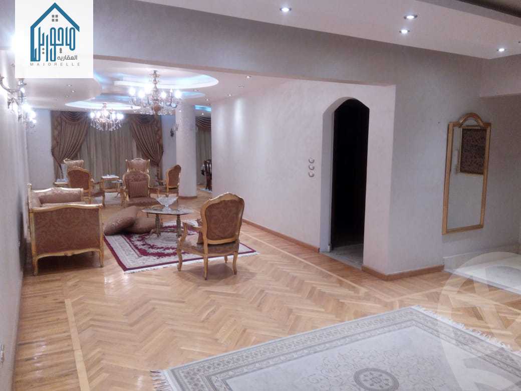 https://aqarmap.com.eg/ar/listing/3647642-for-sale-cairo-el-sheikh-zayed-city-el-hay-eltaseaa-area-2