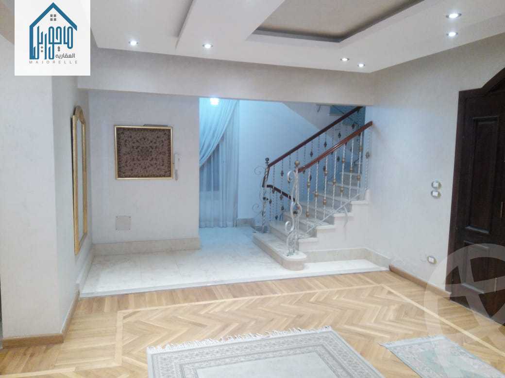 https://aqarmap.com.eg/ar/listing/3647642-for-sale-cairo-el-sheikh-zayed-city-el-hay-eltaseaa-area-2