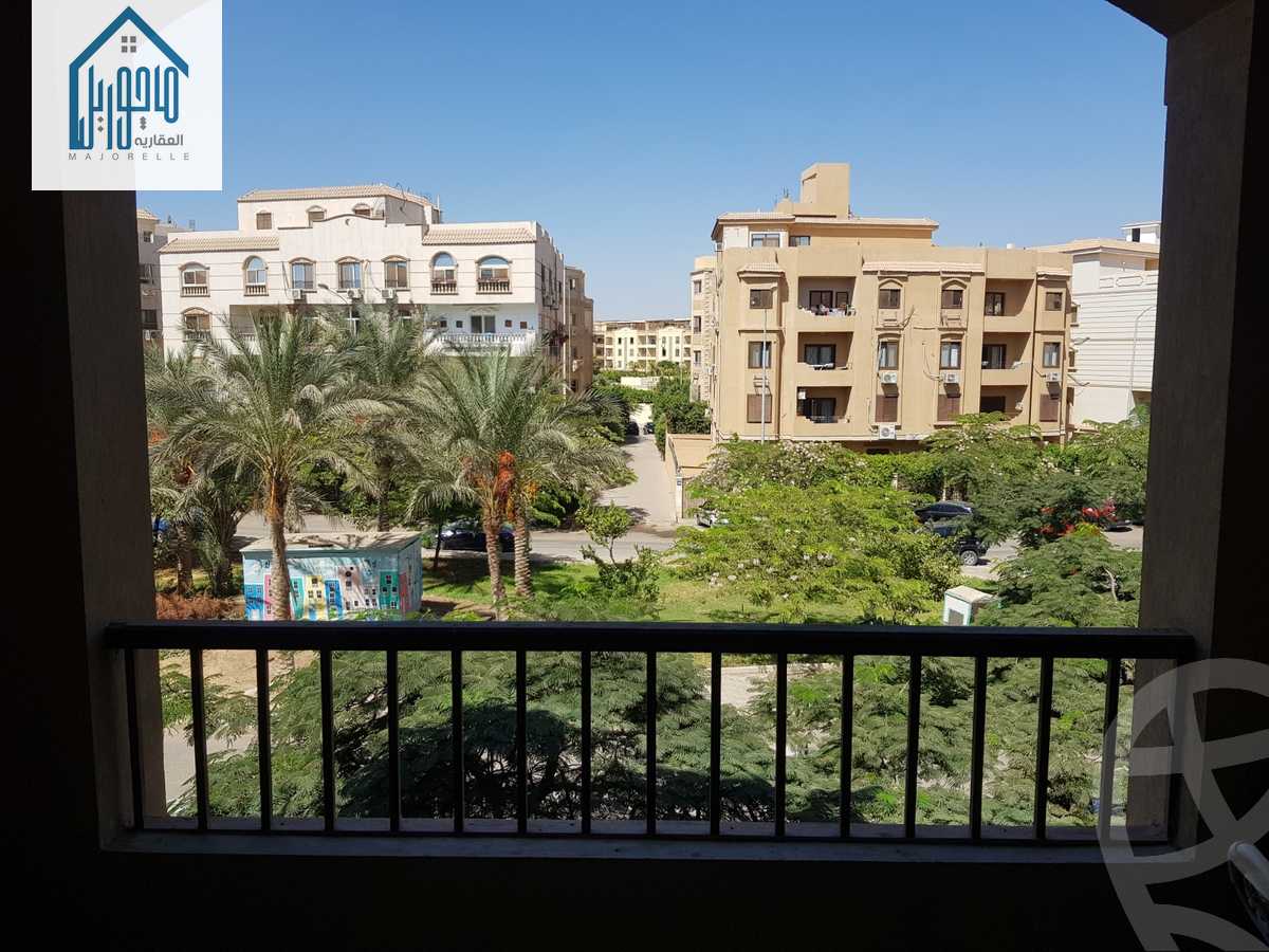 https://aqarmap.com.eg/ar/listing/3656090-for-sale-cairo-el-sheikh-zayed-city-compounds-greens