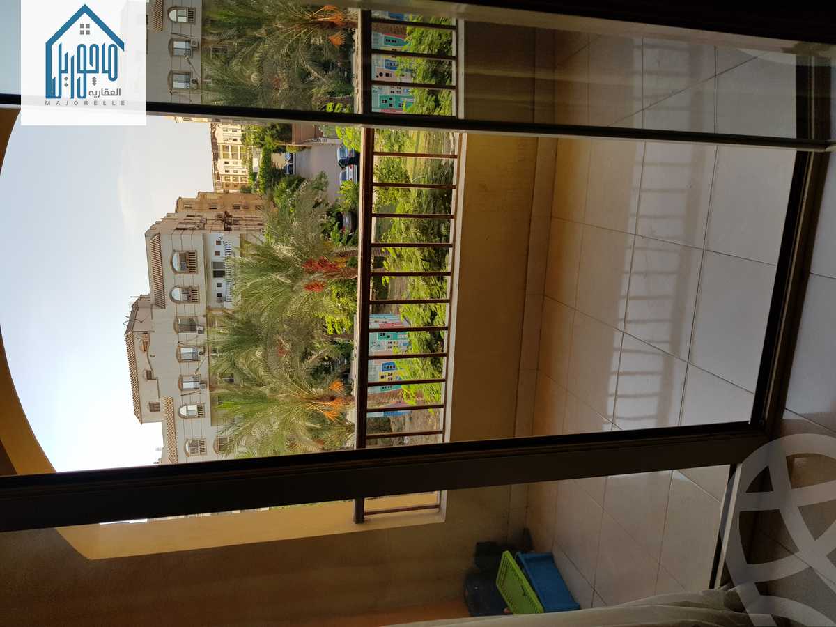 https://aqarmap.com.eg/ar/listing/3656090-for-sale-cairo-el-sheikh-zayed-city-compounds-greens