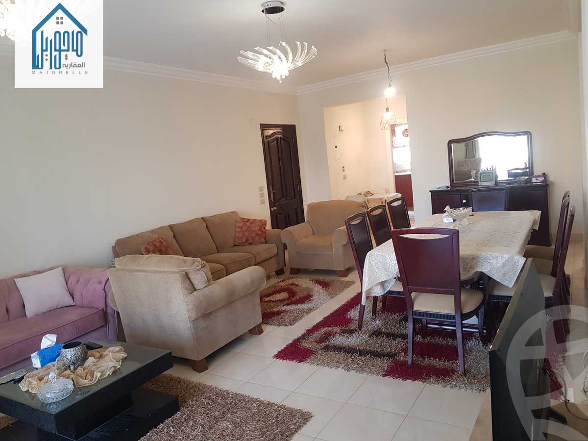 https://aqarmap.com.eg/ar/listing/3656090-for-sale-cairo-el-sheikh-zayed-city-compounds-greens