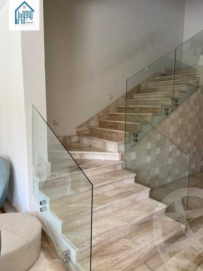https://aqarmap.com.eg/ar/listing/3839952-for-sale-cairo-el-sheikh-zayed-city-compounds-in-sheikh-zayed-casa
