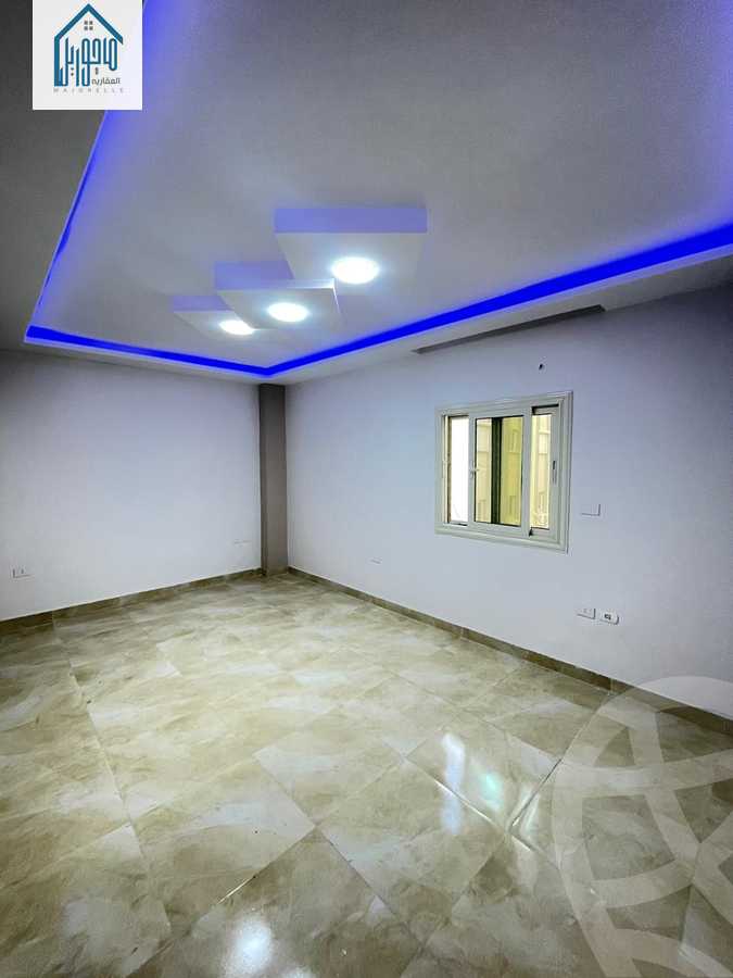 https://aqarmap.com.eg/ar/listing/3875348-for-sale-cairo-el-sheikh-zayed-city-el-hay-el-khames-lhy-lkhms