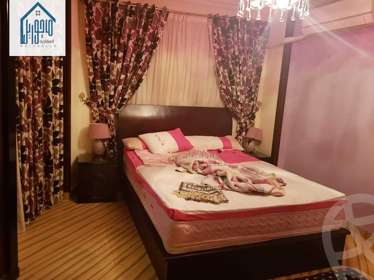 https://aqarmap.com.eg/ar/listing/3906543-for-sale-cairo-el-sheikh-zayed-city-el-hay-elasher-street-100