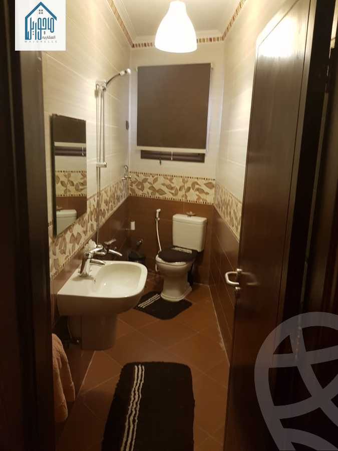 https://aqarmap.com.eg/ar/listing/3906543-for-sale-cairo-el-sheikh-zayed-city-el-hay-elasher-street-100