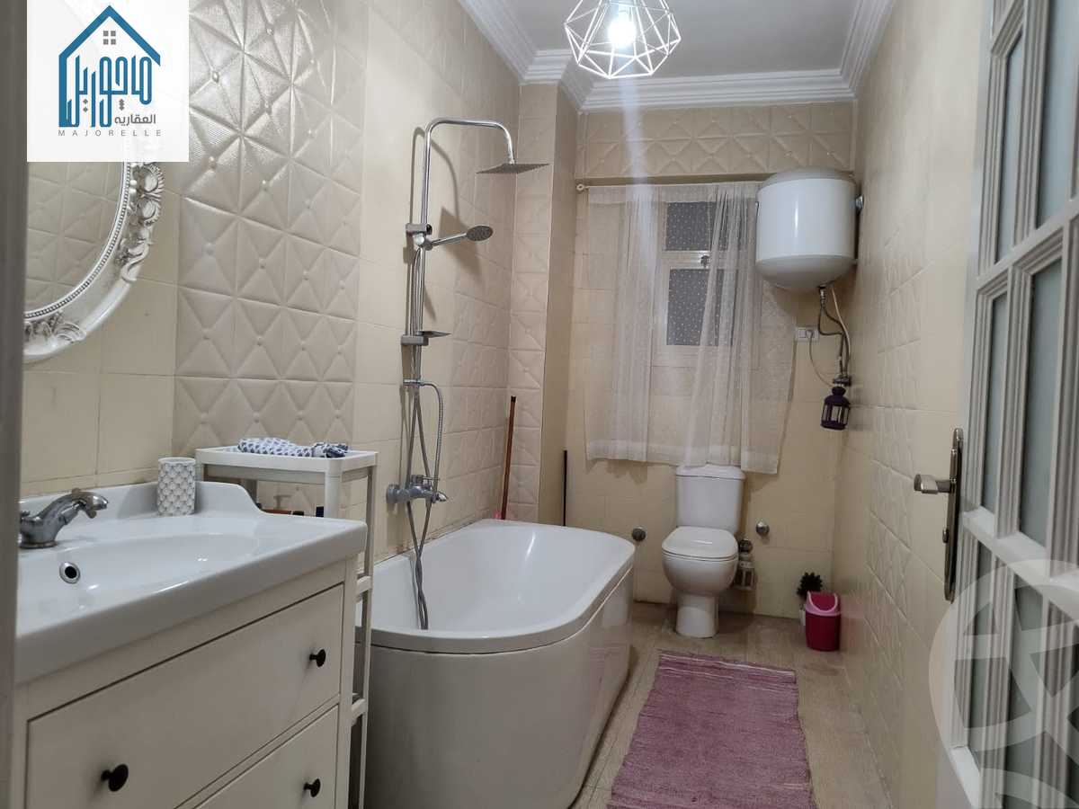 https://aqarmap.com.eg/ar/listing/4014197-for-sale-cairo-el-sheikh-zayed-city-el-hay-elsabeaa-lhy-lsb
