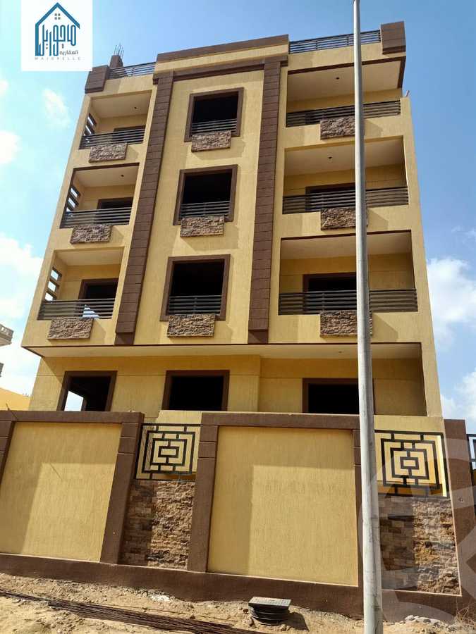 https://aqarmap.com.eg/ar/listing/4229725-for-sale-cairo-6th-of-october-el-tawsaat-el-shamalya-lhy-300