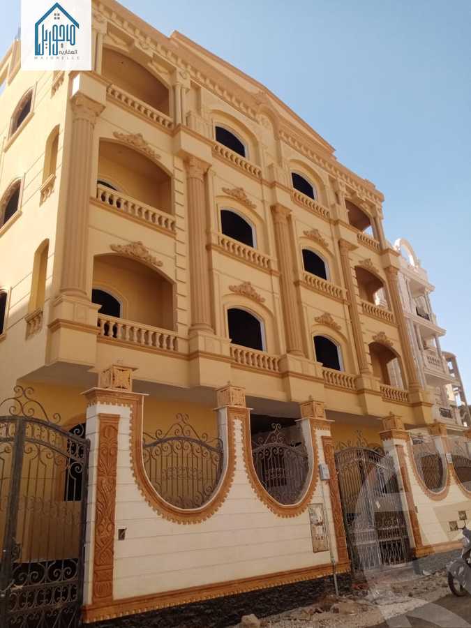 https://aqarmap.com.eg/en/listing/4313823-for-sale-cairo-6th-of-october-el-tawsaat-el-shamalya-hy-2000-qt
