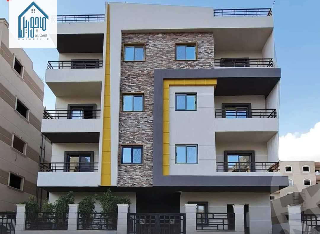 https://aqarmap.com.eg/en/listing/4359069-for-sale-cairo-6th-of-october-mhwr-lbwlyfrd