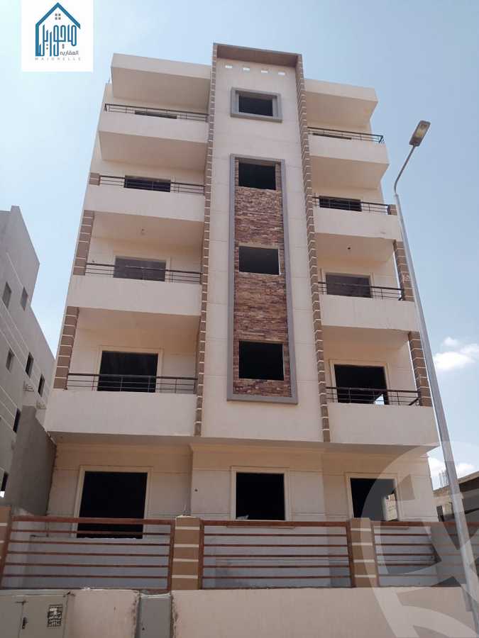 https://aqarmap.com.eg/ar/listing/4364126-for-sale-cairo-6th-of-october-el-tawsaat-el-shamalya-hy-2000-qt