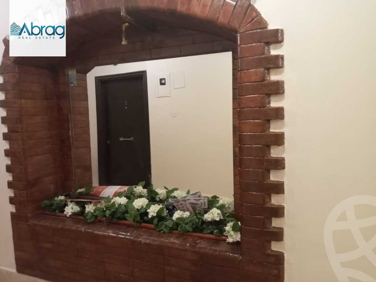 https://aqarmap.com.eg/ar/listing/3693986-for-sale-cairo-el-sheikh-zayed-city-compounds-in-sheikh-zayed-hadayek-el-mohandiseen
