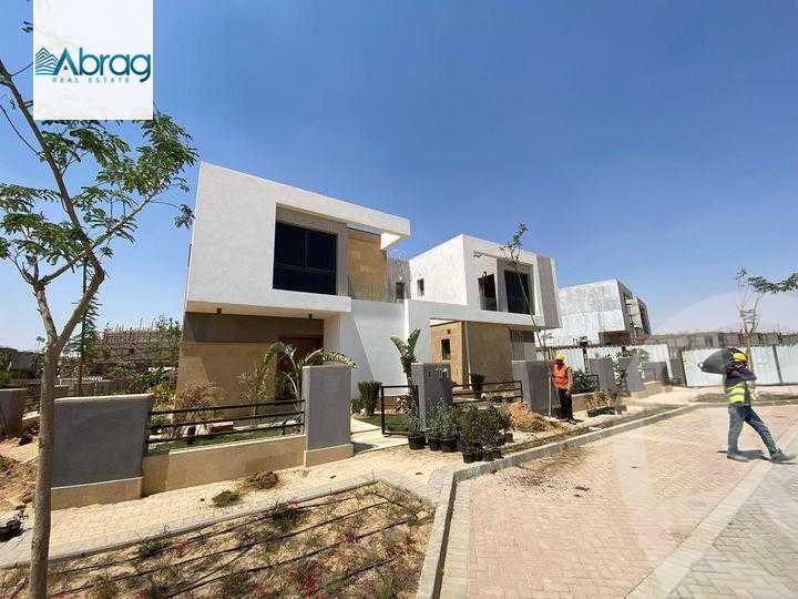 https://aqarmap.com.eg/en/listing/4152196-for-sale-cairo-new-cairo-compounds-zyd-yst