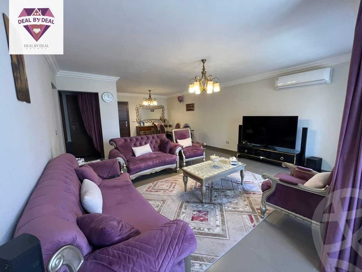 https://aqarmap.com.eg/ar/listing/4126752-for-sale-cairo-new-cairo-compounds-jyd