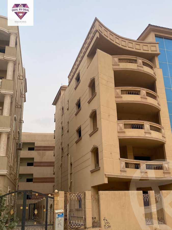 https://aqarmap.com.eg/ar/listing/4131384-for-sale-cairo-new-cairo-compounds-light-city