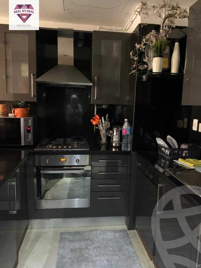 https://aqarmap.com.eg/ar/listing/4170719-for-rent-cairo-new-cairo-compounds-porto-cairo-villas