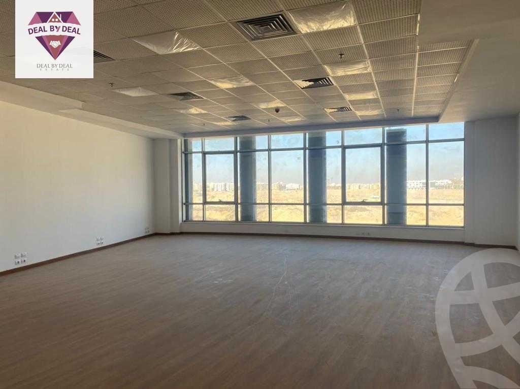 https://aqarmap.com.eg/en/listing/4171138-for-sale-cairo-new-cairo-compounds-sntrw-mwl