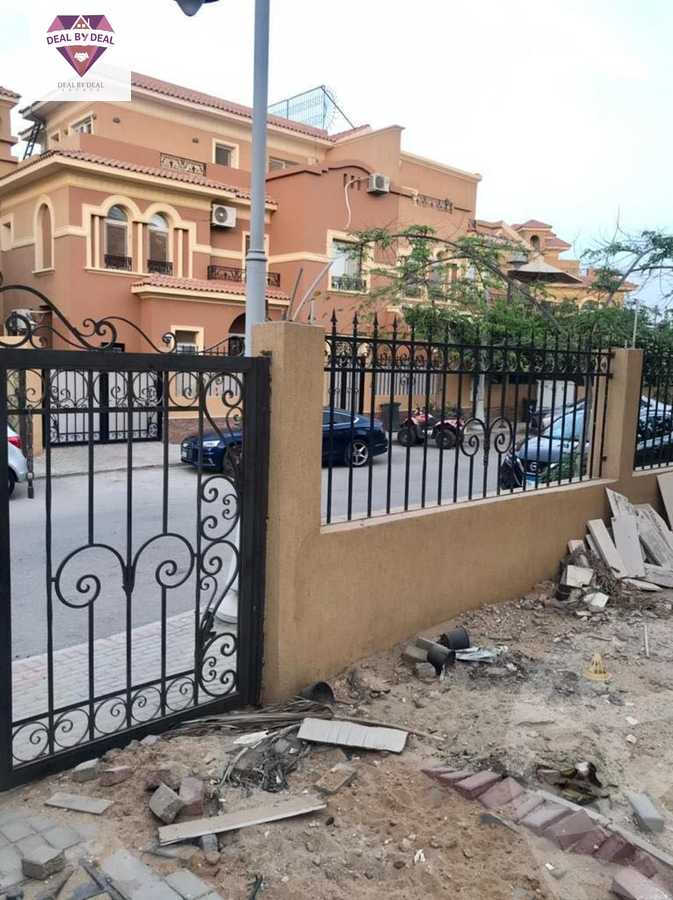 https://aqarmap.com.eg/en/listing/4231958-for-sale-cairo-new-cairo-compounds-les-rois