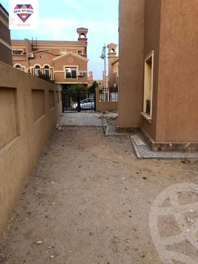 https://aqarmap.com.eg/en/listing/4231958-for-sale-cairo-new-cairo-compounds-les-rois