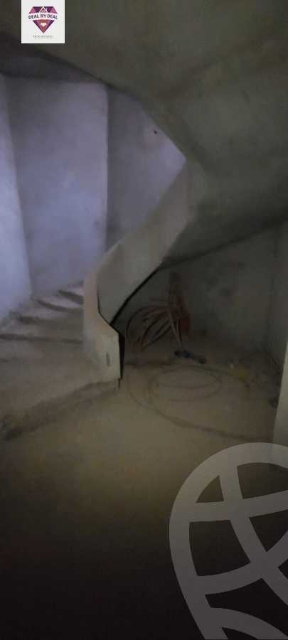 https://aqarmap.com.eg/en/listing/4309897-for-sale-cairo-new-cairo-compounds-kmbwnd-lfwntyn-rkw