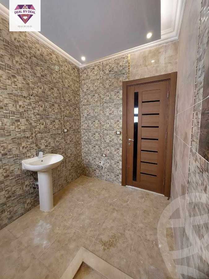 https://aqarmap.com.eg/ar/listing/4921157-for-rent-cairo-new-cairo-el-lotus-lotus-north-lmntq-lthny-llwts-lshmly