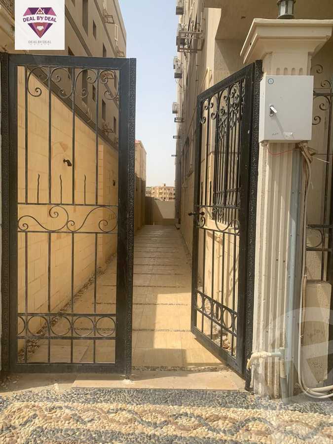 https://aqarmap.com.eg/en/listing/4971909-for-sale-cairo-new-cairo-compounds-riviera-heights