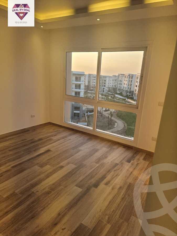 https://aqarmap.com.eg/en/listing/5029449-for-rent-cairo-new-cairo-compounds-hyde-park-centre-ville-hyde-park