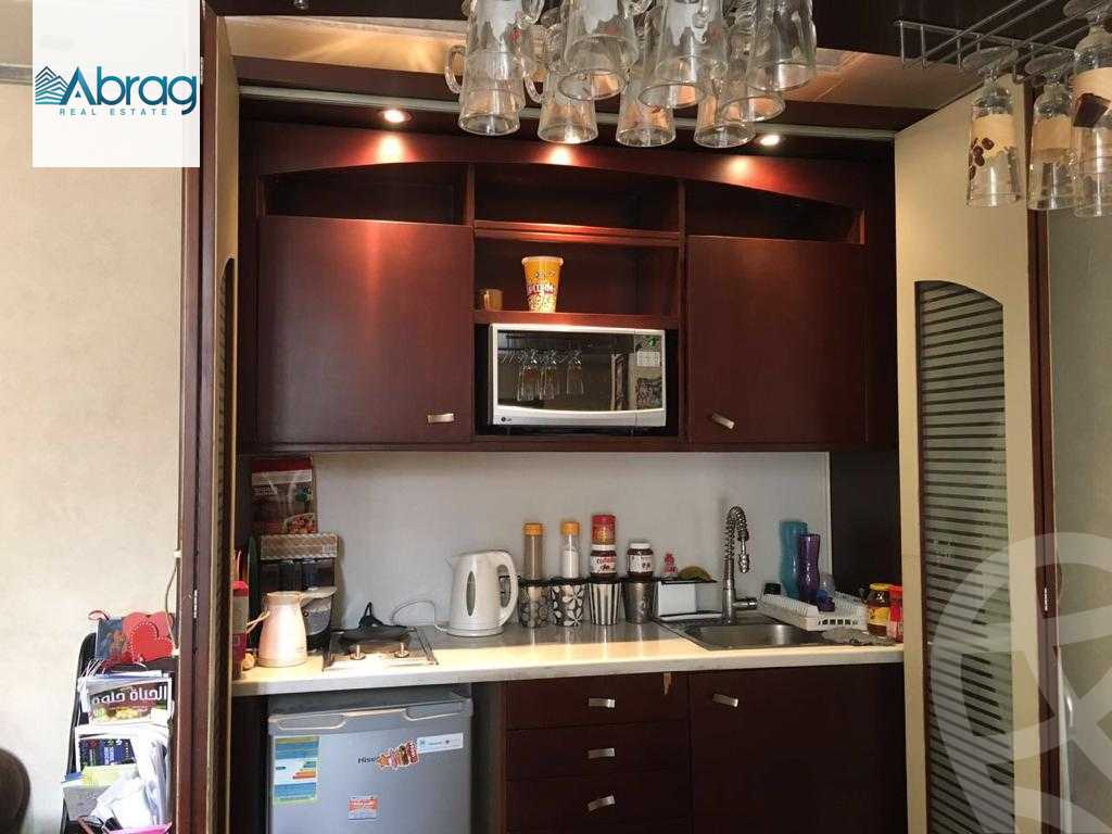 https://aqarmap.com.eg/en/listing/4231729-for-sale-cairo-el-sheikh-zayed-city-compounds-greens