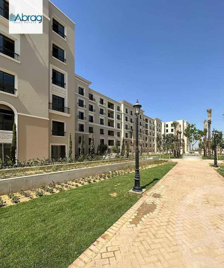 https://aqarmap.com.eg/en/listing/4331824-for-sale-cairo-el-sheikh-zayed-city-compounds-kmbwnd-fyldj-wyst-dr-llttwyr