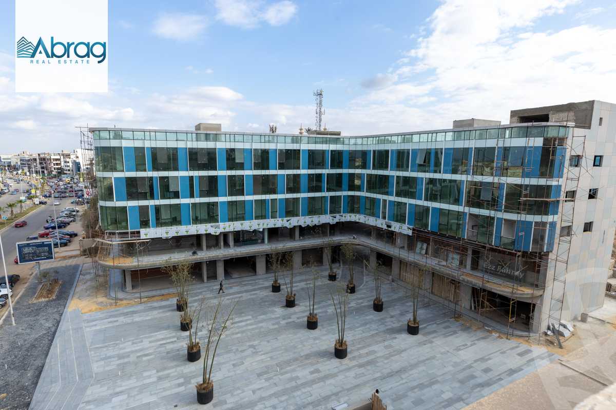 https://aqarmap.com.eg/en/listing/5706272-for-sale-cairo-el-sheikh-zayed-city-compounds-sntrw-zyd-mwl