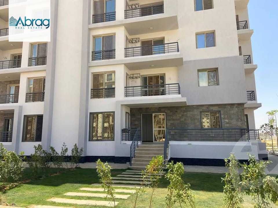 https://aqarmap.com.eg/en/listing/6066807-for-sale-cairo-el-sheikh-zayed-city-lshykh-zyd-ljdyd-west-view-residence-hdp