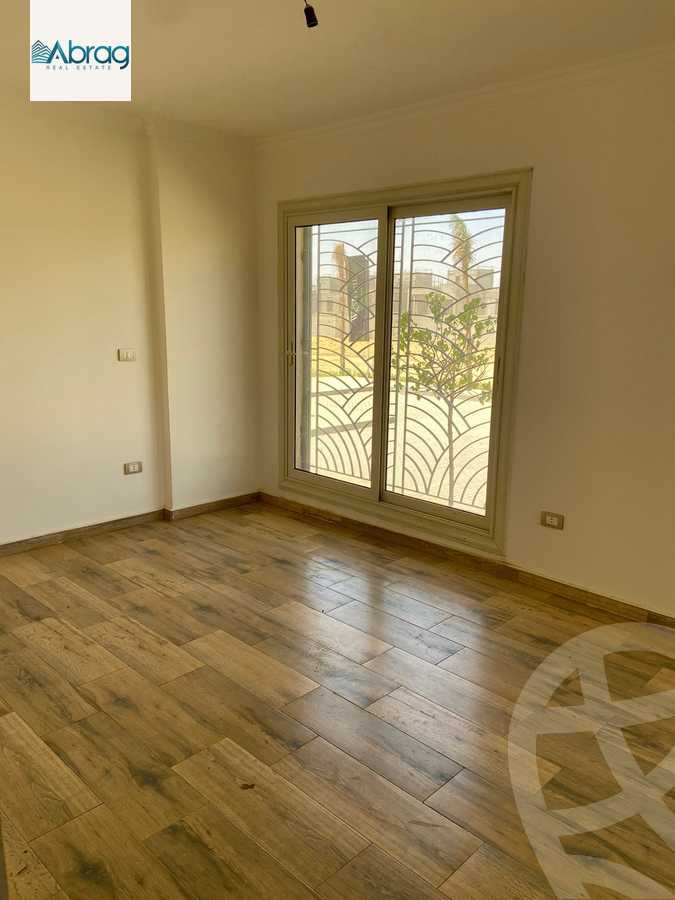 https://aqarmap.com.eg/en/listing/6066807-for-sale-cairo-el-sheikh-zayed-city-lshykh-zyd-ljdyd-west-view-residence-hdp