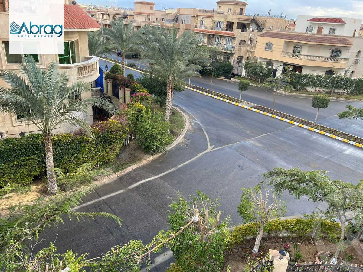 https://aqarmap.com.eg/en/listing/6080871-for-sale-cairo-el-sheikh-zayed-city-compounds-el-yasmeen-compound