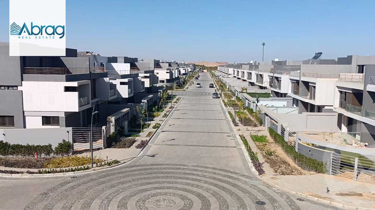 https://aqarmap.com.eg/ar/listing/6155739-for-sale-cairo-el-sheikh-zayed-city-compounds-el-patio-zahraa