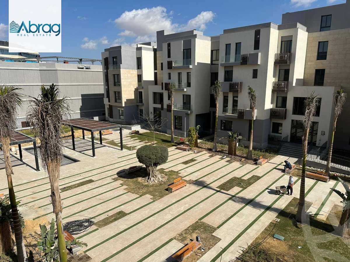 https://aqarmap.com.eg/en/listing/6155785-for-sale-cairo-el-sheikh-zayed-city-compounds-kmbwnd-ljry-swdyk