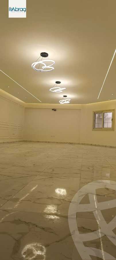 https://aqarmap.com.eg/en/listing/6291096-for-sale-cairo-el-sheikh-zayed-city-shr-lshbb