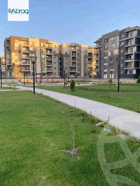 https://aqarmap.com.eg/en/listing/6382880-for-sale-cairo-el-sheikh-zayed-city-compounds-jn-2